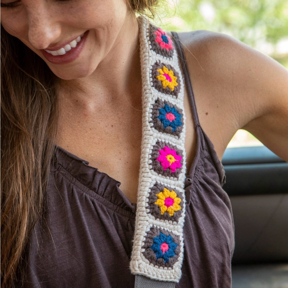 Natural Life Seat Belt Cover (1)